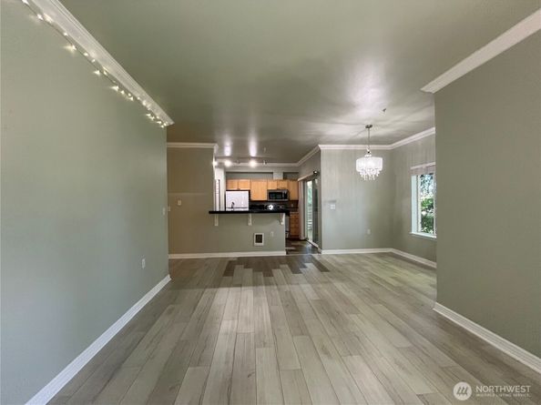801 Rainier Avenue N A203, Renton WA 98057