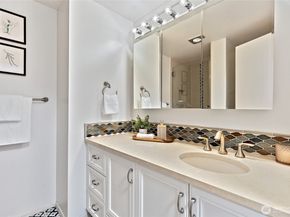 610 Wheeler Street 301, Seattle WA 98109