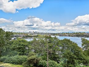 610 Wheeler Street 301, Seattle WA 98109