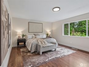 9237 NE 173rd Place, Bothell WA 98011