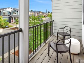 6942 31st Avenue SW, Seattle WA 98126