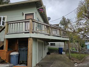 2615 47th Avenue SW, Seattle WA 98116
