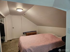 2615 47th Avenue SW, Seattle WA 98116