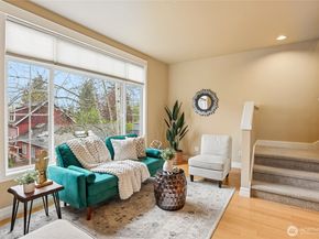 11875 SE 4th Place 701, Bellevue WA 98005