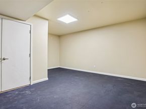 11875 SE 4th Place 701, Bellevue WA 98005