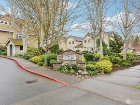 11875 SE 4th Place 701, Bellevue WA 98005