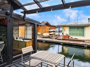 3130 Portage Bay Place E C, Seattle WA 98102