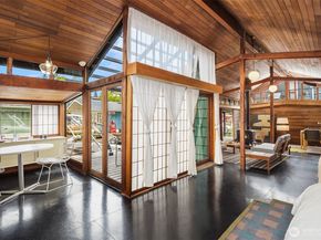3130 Portage Bay Place E C, Seattle WA 98102