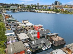 3130 Portage Bay Place E C, Seattle WA 98102
