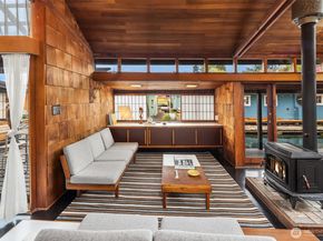 3130 Portage Bay Place E C, Seattle WA 98102