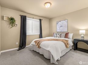 3915 214th Street SE, Bothell WA 98021