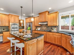 3915 214th Street SE, Bothell WA 98021