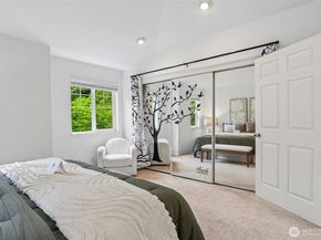 9834 NE 130th Place, Kirkland WA 98034