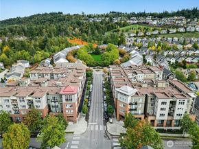 1880 25th Avenue NE 413, Issaquah WA 98029