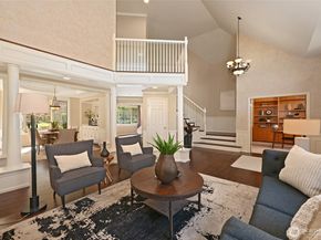 2636 259th Court SE, Sammamish WA 98075