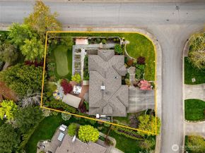 2636 259th Court SE, Sammamish WA 98075
