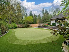2636 259th Court SE, Sammamish WA 98075