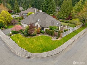 2636 259th Court SE, Sammamish WA 98075