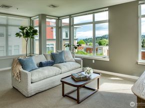 170 Harbor Sq Loop NE A411, Bainbridge Island WA 98110
