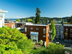 170 Harbor Sq Loop NE A411, Bainbridge Island WA 98110