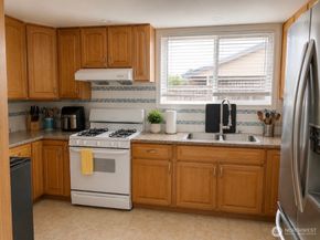 15035 29th Avenue S, SeaTac WA 98188