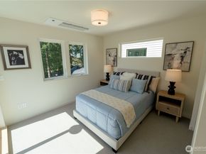 13540 39th Avenue NE B, Seattle WA 98125