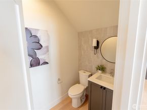 13540 39th Avenue NE B, Seattle WA 98125