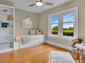 110 Smith Street, Seattle WA 98109