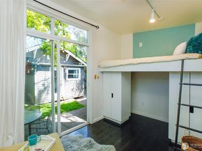 6525 23rd Avenue NE, Seattle WA 98115