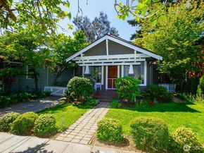 6525 23rd Avenue NE, Seattle WA 98115