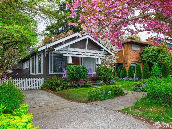 6525 23rd Avenue NE, Seattle WA 98115
