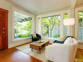 6525 23rd Avenue NE, Seattle WA 98115