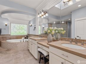 5370 228th Avenue SE, Issaquah WA 98029