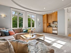 5370 228th Avenue SE, Issaquah WA 98029
