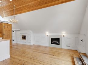 145 Park Avenue N, Renton WA 98057