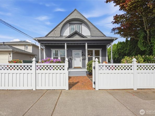 145 Park Avenue N, Renton WA 98057