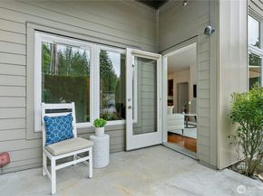 150 102nd Avenue SE 105, Bellevue WA 98004