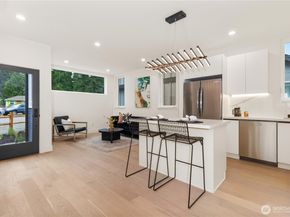 12032 Hiram Place NE, Seattle WA 98125