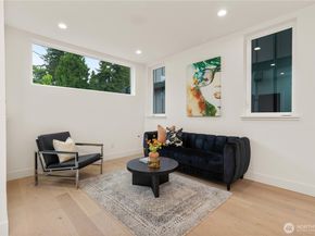 12032 Hiram Place NE, Seattle WA 98125