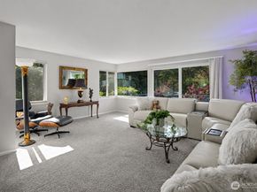707 W Bertona Street, Seattle WA 98119