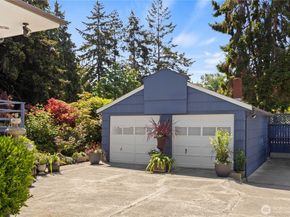 707 W Bertona Street, Seattle WA 98119