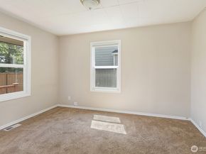 14028 Serene Way, Lynnwood WA 98087