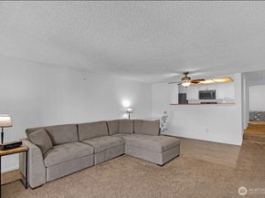 22213 6th Avenue S 203, Des Moines WA 98198
