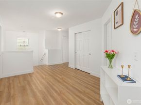 5231 NE 11th Court, Renton WA 98059