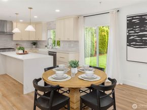 5231 NE 11th Court, Renton WA 98059