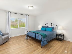 5231 NE 11th Court, Renton WA 98059