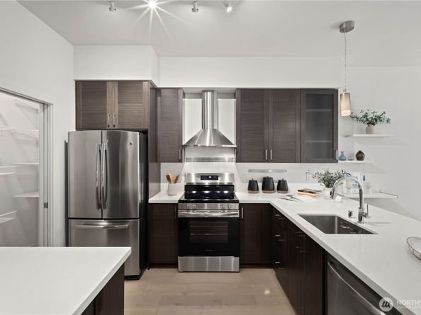 1760 NW 56th Street 122, Seattle WA 98107