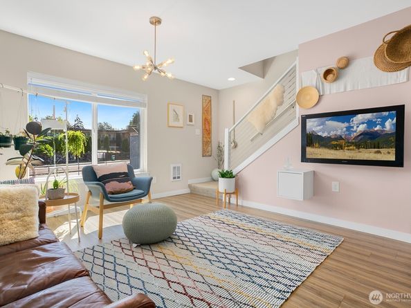2736 S Andover Street, Seattle WA 98108