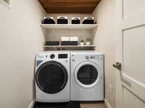 3298 NE 65th Street 103, Seattle WA 98115