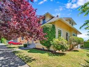 943 NW 60th Street, Seattle WA 98107